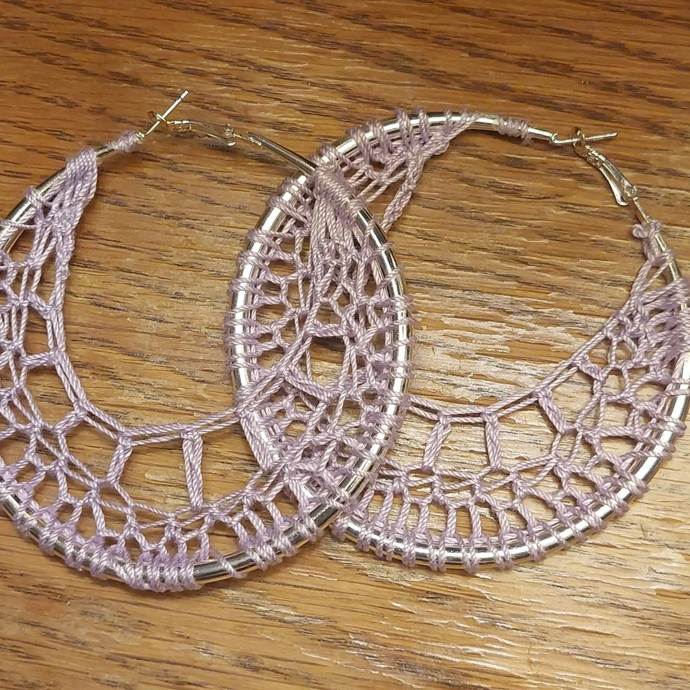 Handmade crochet earrings - Picture 3 of 3